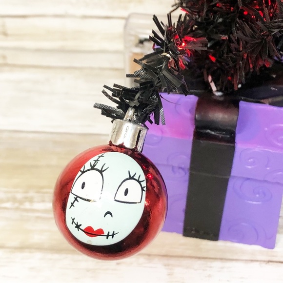 Disney’s The Nightmare Before Christmas 15” Light Up Decorated Christmas Tree - Picture 7 of 15